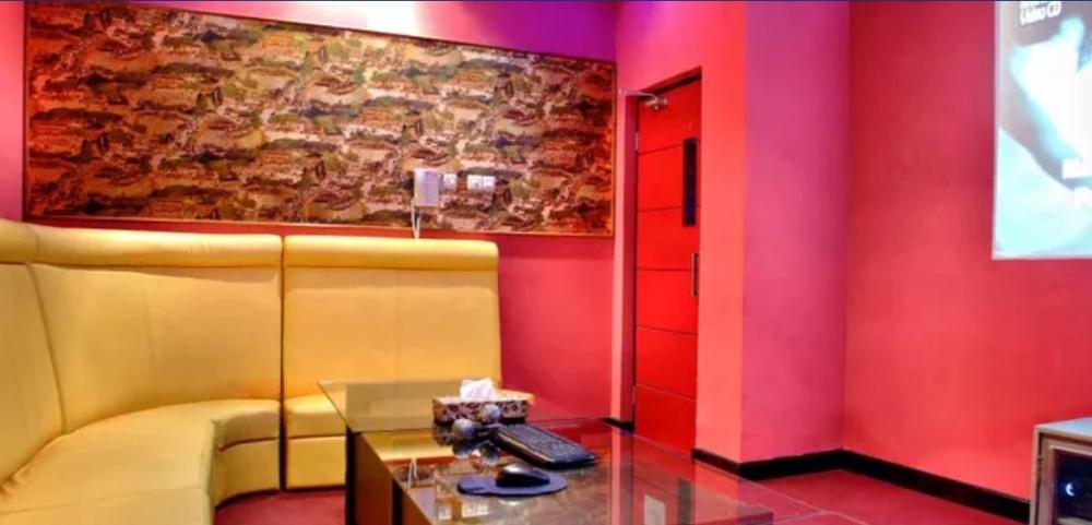 Aston Niu Manokwari Hotel & Conference Center Екстер'єр фото